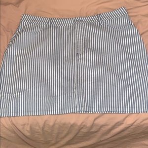 Blue and white striped fitted skirt